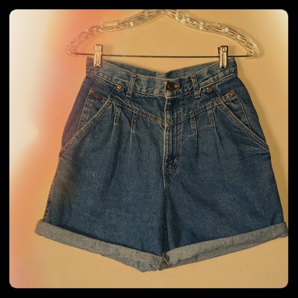 chic Pants - Chic High Waisted Shorts